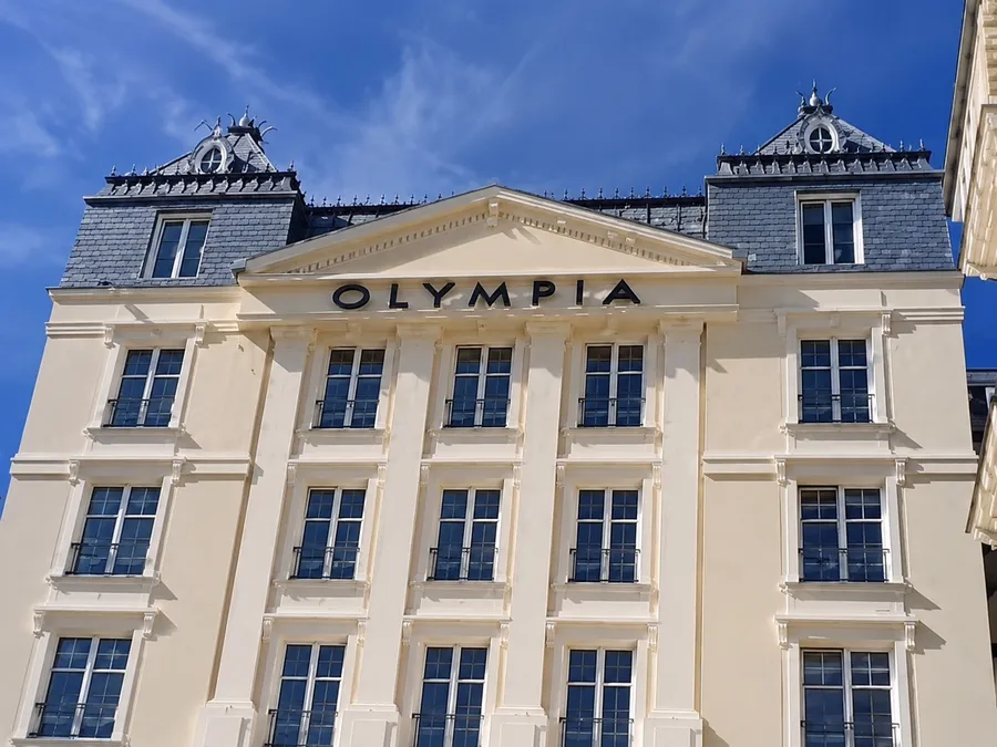 Hotel Olympia v&nbsp;Mariánských Lázních, kde jsme řešili vyhřívání okapů