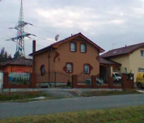 Rodinný dům ve Zruči-Senci, kde jsme dělali elektrikářské práce